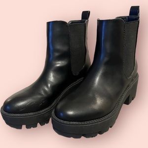 Urban Outfitters Boots